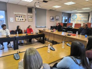 Dimarxos me mathites-Presveftes tou Eur_Koinovouloiou 2ou EPAL_1