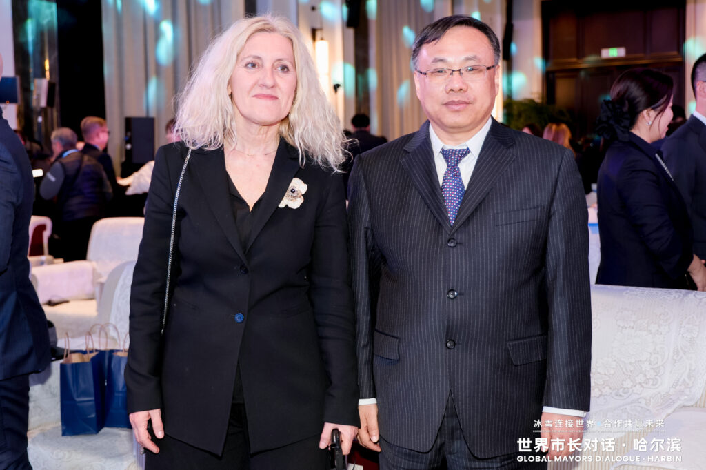 Simmetoxi diaskepsi Harbin_35