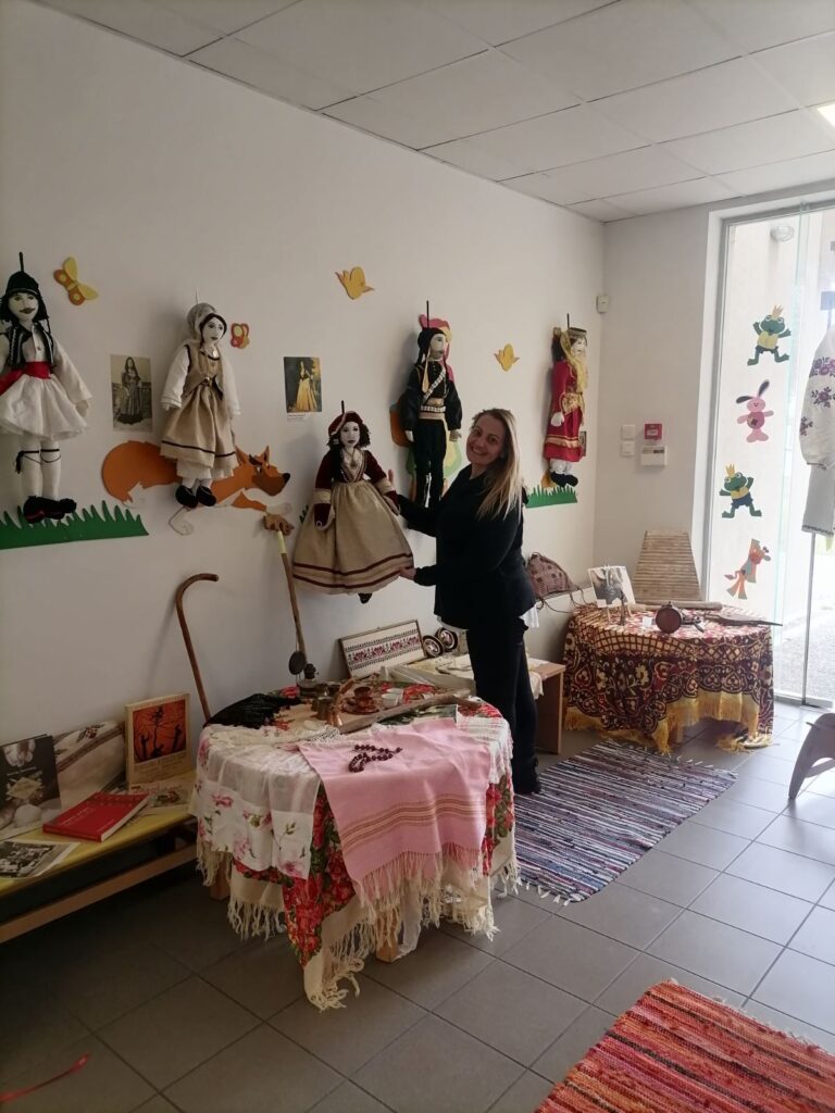 μικρο λαογραφικο μουσειο στο 5ο Νηπιαγωγειο_3