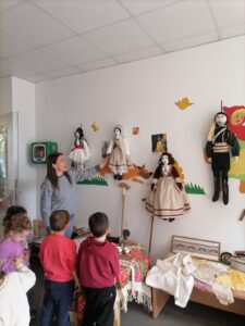 μικρο λαογραφικο μουσειο στο 5ο Νηπιαγωγειο_6